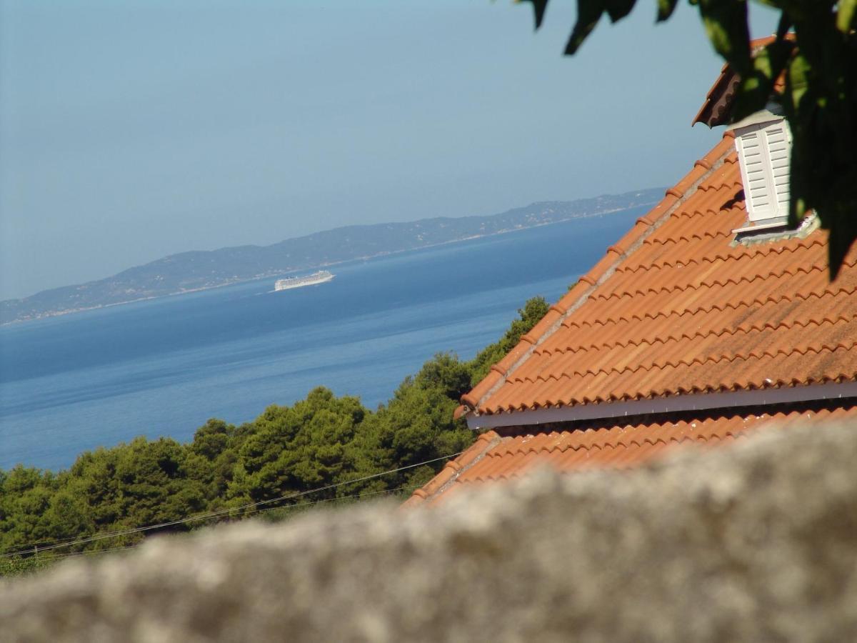 Villa Nefeli Loútsa エクステリア 写真